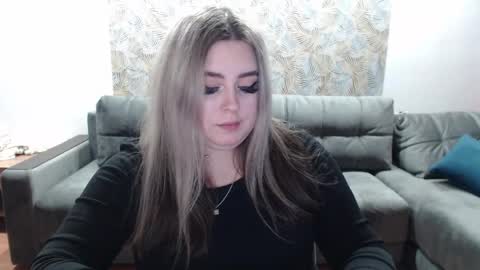 Snapshot of agatasweeti chatting on 12-16-24, 08:48 Agata online show from 12-16-24, 08:48