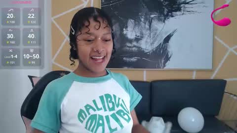 agatha_amaya online show from 10-31-25, 01:23