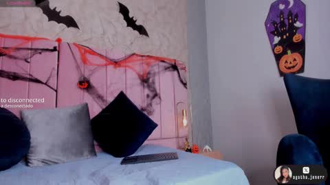 agatha_jener online show from 10-11-25, 11:42