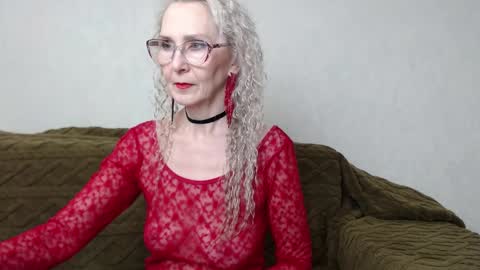 Agatha online show from 02-05-25, 12:27