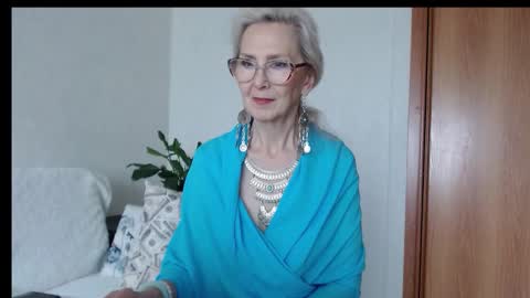 Agatha online show from 09-16-25, 03:29