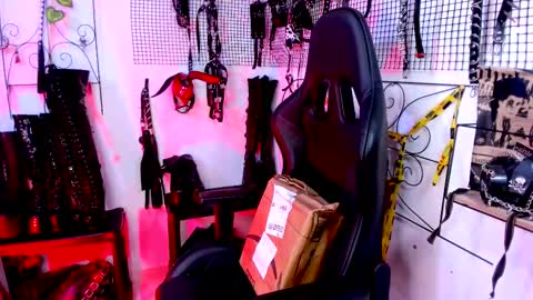 Agatha Fox online show from 01-13-26, 07:30