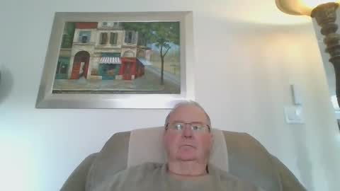 Snapshot of agedscotch chatting on 11-05-25, 07:47 agedscotch online show from 11-05-25, 07:47