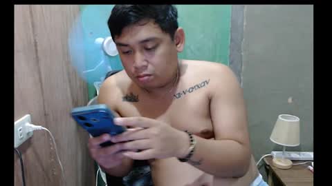 Snapshot of agentcummer_28 chatting on 02-19-25, 03:38 Markii online show from 02-19-25, 03:38