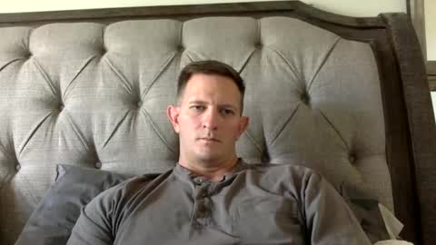 Snapshot of agg3131 chatting on 01-26-25, 01:31 Andrew G online show from 01-26-25, 01:31