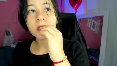 Snapshot of agnes_21 chatting on 10-18-25, 02:18 ines online show from 10-18-25, 02:18