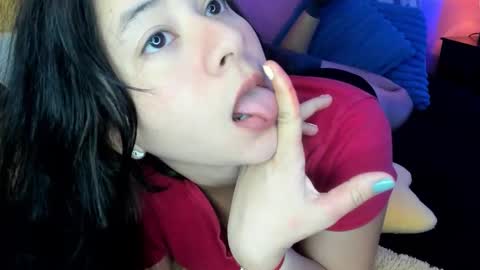 Snapshot of agnes_21 chatting on 11-08-25, 01:44 ines online show from 11-08-25, 01:44