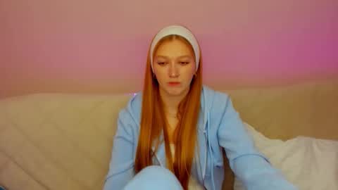 Snapshot of agnesarden chatting on 11-06-25, 02:07 AgnesArden online show from 11-06-25, 02:07