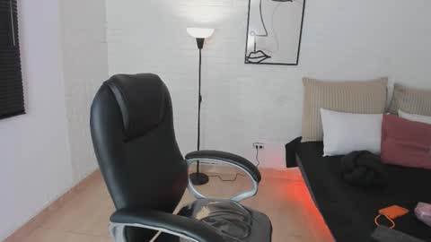 Ahmara  online show from 01-14-26, 11:38