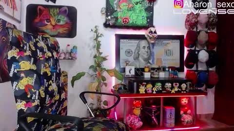 Snapshot of aharon_sexo1 chatting on 10-28-25, 01:31 Aharon  Zamora online show from 10-28-25, 01:31