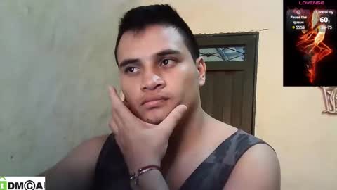 Snapshot of ahntony__69 chatting on 12-31-24, 02:03 ahntony  69 online show from 12-31-24, 02:03