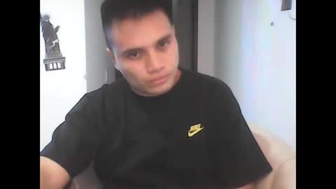 Snapshot of ahntony__69 chatting on 01-27-25, 01:59 ahntony  69 online show from 01-27-25, 01:59