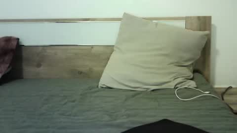 Selena online show from 11-11-25, 07:25