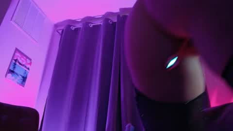 Ahri online show from 02-02-26, 03:16