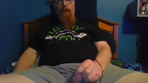 Snapshot of ahrnycumtoy chatting on 02-28-26, 06:36 hrnycummer online show from 02-28-26, 06:36