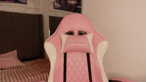 Aida online show from 10-11-25, 11:36