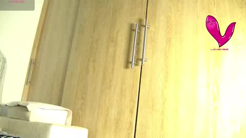 Aida  online show from 11-15-25, 12:13