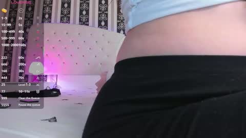 aidasina online show from 11-28-25, 08:11