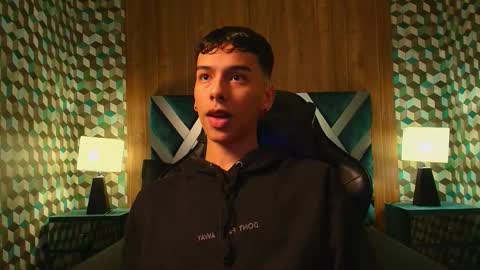 aiden_royce online show from 10-22-25, 05:30