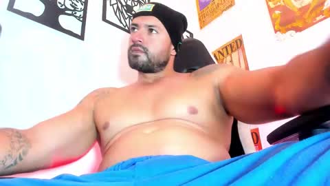 Snapshot of aidenbrites chatting on 10-29-25, 02:14 Aiden Brites online show from 10-29-25, 02:14