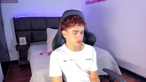 Aiden  online show from 11-25-25, 01:00