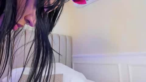 aikopum online show from 10-24-25, 02:02