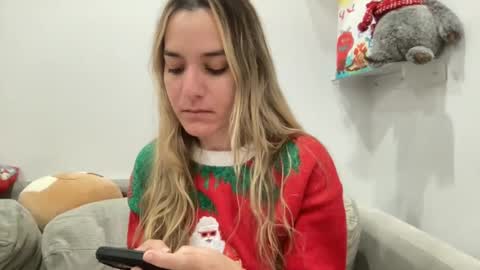 Aile online show from 12-25-24, 04:32