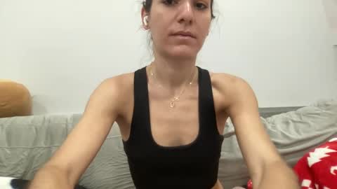 Aile online show from 12-31-24, 05:44