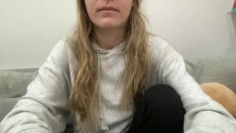 Aile online show from 01-25-25, 06:35