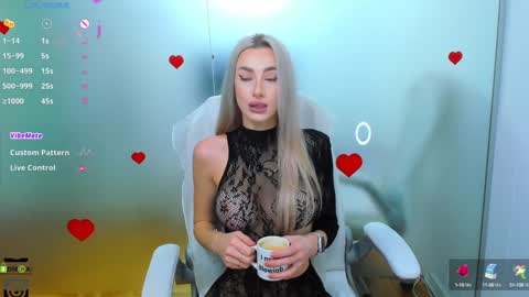 Allie  online show from 10-15-25, 07:19