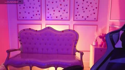 ailen online show from 10-07-25, 02:20