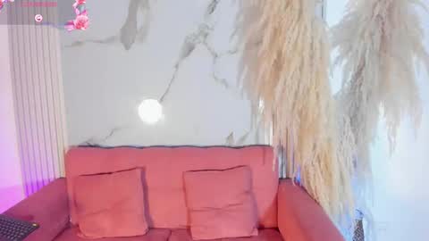 Snapshot of ailynblaze chatting on 10-18-25, 06:16 Ailyn online show from 10-18-25, 06:16