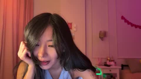 Snapshot of aimeclarks chatting on 02-19-26, 06:42 Aime online show from 02-19-26, 06:42