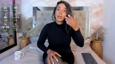 Ainaah  online show from 11-21-25, 12:04