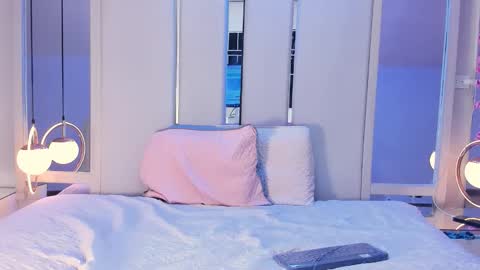   online show from 02-02-26, 12:26