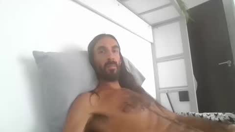 Snapshot of aircum99_ chatting on 10-15-25, 09:48 aircum99_ online show from 10-15-25, 09:48