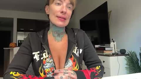 Airgead online show from 10-25-25, 03:29