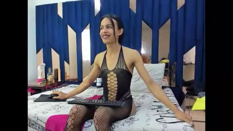 Aisha online show from 10-10-25, 03:38
