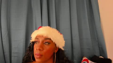 Aisha online show from 12-28-24, 04:09