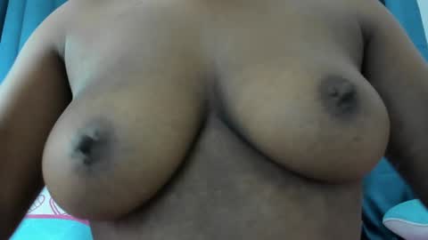 Aisha online show from 01-27-25, 06:41