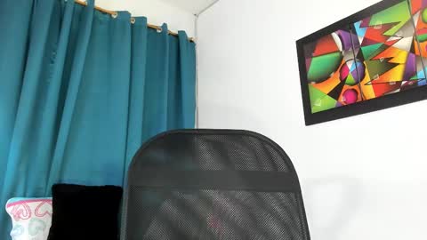 Aisha online show from 02-10-25, 03:42