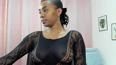 Aisha online show from 02-24-25, 12:48