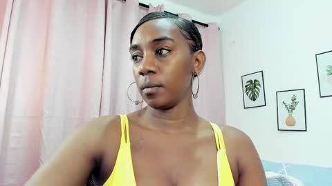 Aisha online show from 02-25-25, 03:38