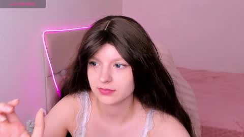 Aisha online show from 10-10-25, 03:38