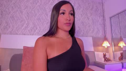 Aisha online show from 12-20-25, 07:54