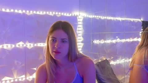 Aisha online show from 11-10-25, 06:01