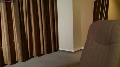 aishiro online show from 02-01-26, 03:54