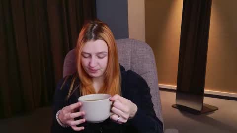 aishiro online show from 02-08-26, 02:09