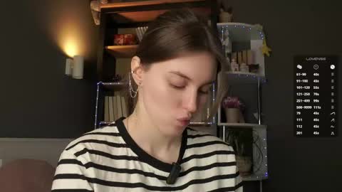 Aliza online show from 04-12-26, 01:32