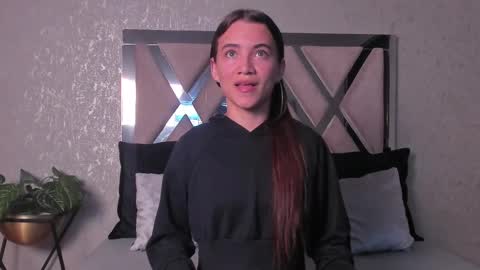 Snapshot of aitana_baker_ chatting on 03-01-25, 12:34 little aitana online show from 03-01-25, 12:34